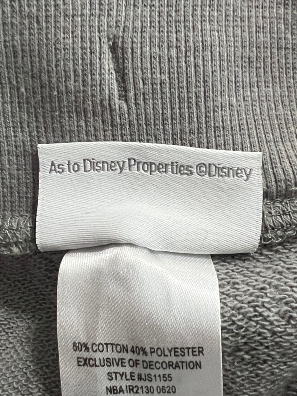 Disney Mickey’s Premium Ice Cream Bar Gray Shorts Never Worn Size Medium - Picture 6 of 6